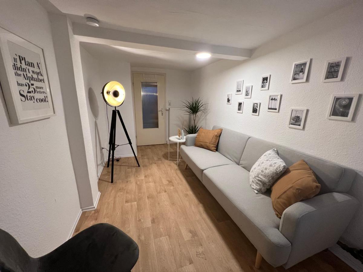 Modernes Haus Fuer 7 Gaeste 90M2 Tv Netflix Wlan Momlingen Luaran gambar